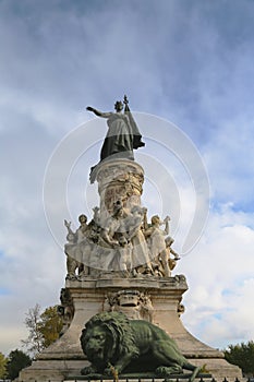 The Monument du Comtat in Avignon photo