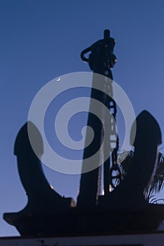 Monument in the form of a ship's anchor and the Moon