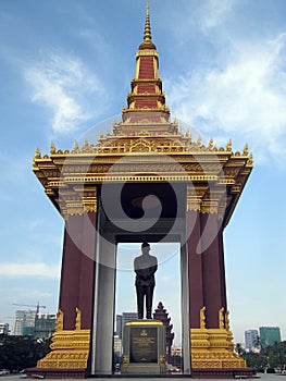 The monument of Norodom Sihanouk in the middle of city, Cambodia photo