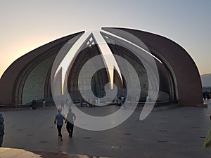 The monument at shakar parian