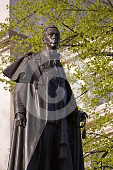 King George VI Statue photo