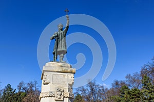 Monument statue of stefan cel mare si sfant