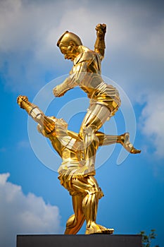 Monument thai boxing