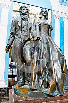 Monument to Alexander Pushkin and Natalia Goncharova photo