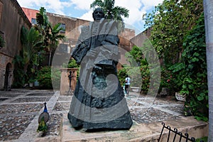Monument to Alonso de Zuazo in Santo Domingo
