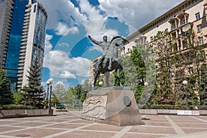 The monument to Bagration on Kutuzovsky Prospekt.