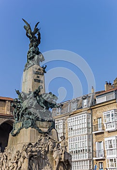 Monument to the battle of Vitoria on the Virgen square