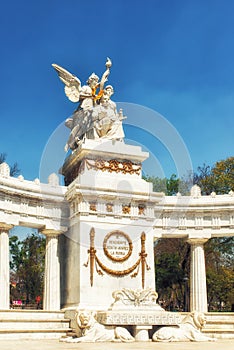 Monument to Benito JuÃÂ¡rez in Mexico City photo