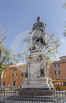 Monument to the hero of the Risorgimento Manfredo Fanti photo