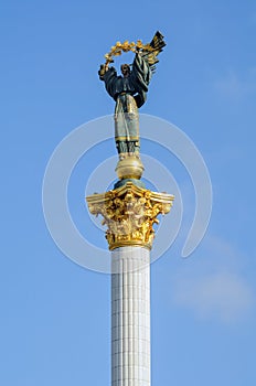 Monument to the Independence of Ukraine against the sky.