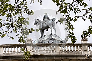 Monument to King Alfonso XII
