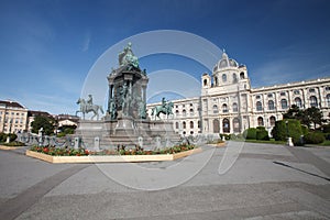 Monument to the Maria Theresien Denkmal and Natural History Muse