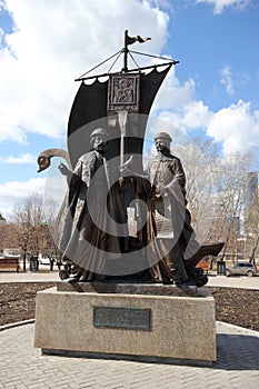 Monument to Peter and Fevronia in Yekaterinburg
