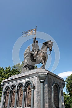The monument to Prince Vladimir and the saint Fyodor - Baptist of land Vladimir