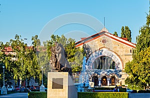 Monumento sul vittime un linee ferroviarie stazione 