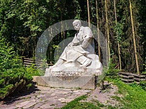 Monument to Ukrainian poet Taras Shevchenko photo
