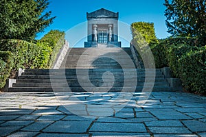 Monument to the Unknown Hero, Serbia