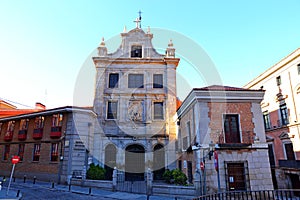 Monumento sobre el a a armado efectivo en loco 