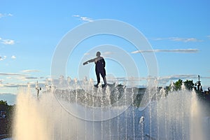 The monument to Vladimir Lenin, fountains on Moscow square