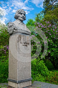 Monument to the writer N. Gogol near the university