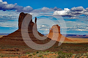 Monument Valley - Utah -  USA - The Mittens Butte