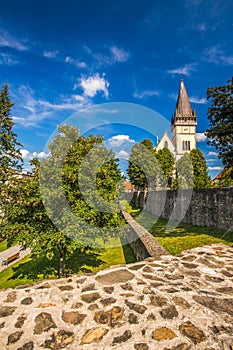 Monumentální kostel sv. Egidia v centru města Bardejov