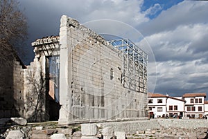 Monumentum Ancyranum - Augustus Temple