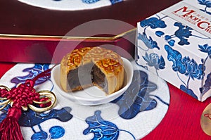 Moon cake