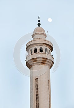 Moon & minaret of Al Fateh Mosque Bahrain