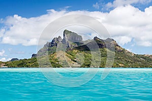 Moorea view from the Pacific Ocean