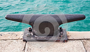 Mooring Bollard photo