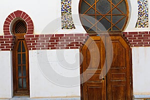 Moorish Arch Openning Gate Detail photo
