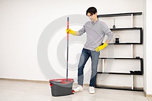 Mop cleaning at home