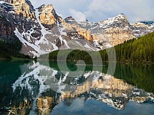 Moraine Lake, Banff National Park. Alberta Canada