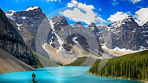 Moraine Lake, Banff National Park, Beautiful Landscape, Alberta, Canada, Valley of the Ten Peaks