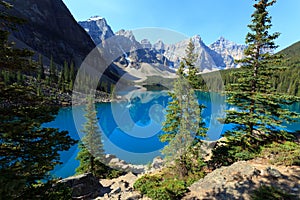 Moraine Lake photo