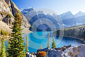 Moraine Lake, Lake Louise, Banff National Park, Alberta, Canada