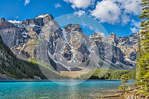 Moraine Lake and Ten Peaks