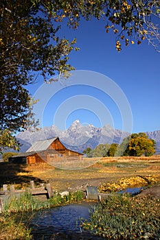 Mormon barn photo