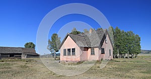 Mormon Row Jackson Wyoming old house barn Grand Teton 4K