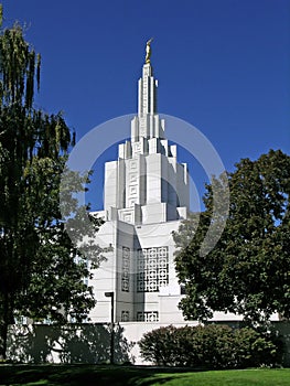 Mormon Temple photo