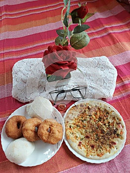 Morning snacks, uttapam, idili, Bora photo
