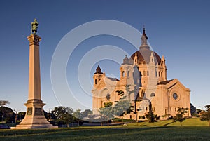 Morning sun on Saint Paul's Cathedral. Saint Paul, Minnesota, USA