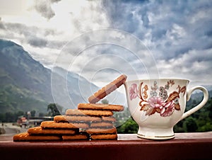 Morning tea biscuits sky mountain