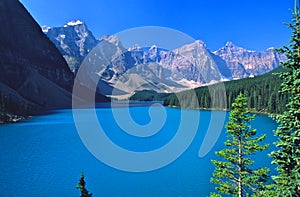 Morraine Lake in Banff