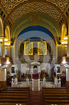 Moscow Choral Synagogue, in between the prayers are empty. color