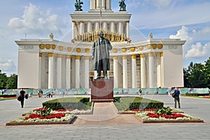 Moscow, Russia - august 25, 2020: The main pavilion and the monument to Lenin at VDNH