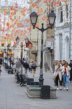 Pedestrians on the Moscow street Kuznetsky most