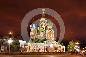 Moscú albahaca catedral escénico por la noche 