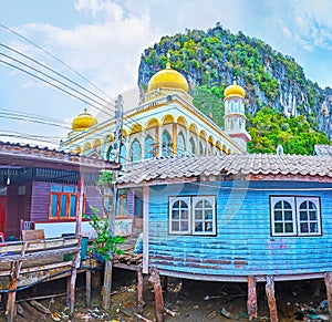 The mosque behind the stilt houses, Ko Panyi floating village, Phang Nga Bay, Thailand